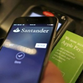 Santander UK taps into mobile payments with Apple Pay launch