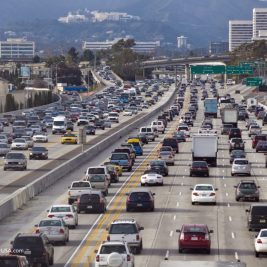 Traffic scorecard: The worst places to drive in the U.S. in 2016