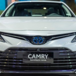 Front end look at Toyota Camry